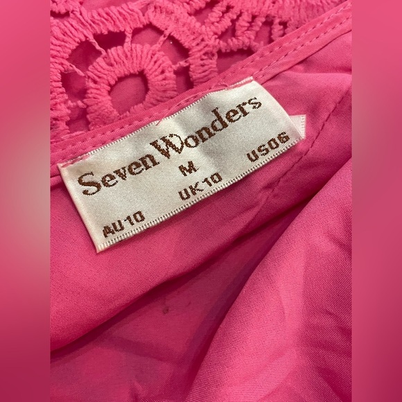 Seven Wonders Elegant Vibrant Pink Crochet Lace Pattern Dress SZ 6 - Picture 8 of 9